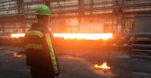 Trump eskaliert Stahlstreit - US Stahlkonzerne steigen