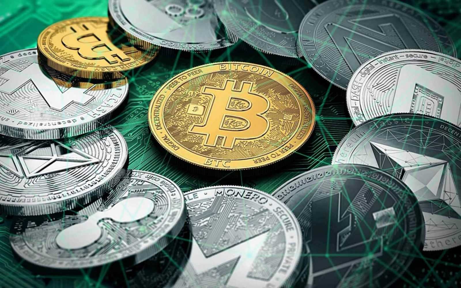 Crypto Market Cap Passes $400 Billion as Bitcoin Tops $9,000