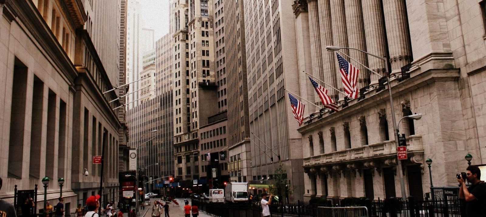 Wall Street Giants đang cá cược nặng nề trên Blockchain